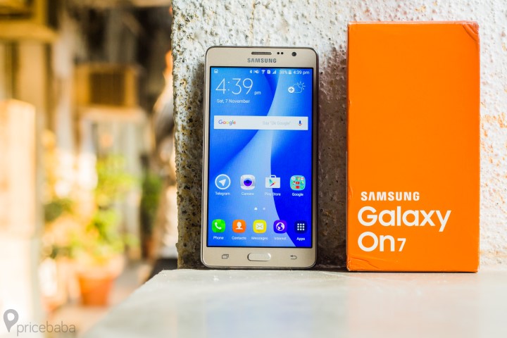 galaxy on 7 price