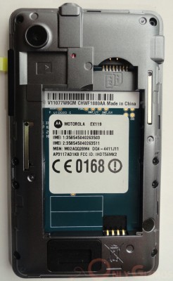MicroSD slot and SIM slots in Motorola EX119