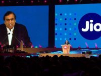 Reliance Jio Imposes a Daily Cap of 300 Minutes for Customers Who Misuse Free Calling Feature